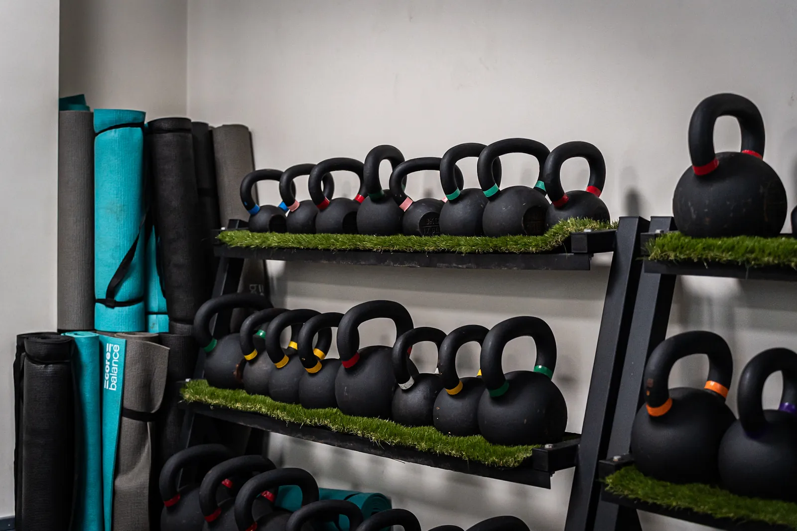 Full dumbbell rack in the strength training area